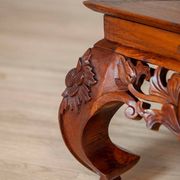 Table basse en chêne richement décorée, années 1950