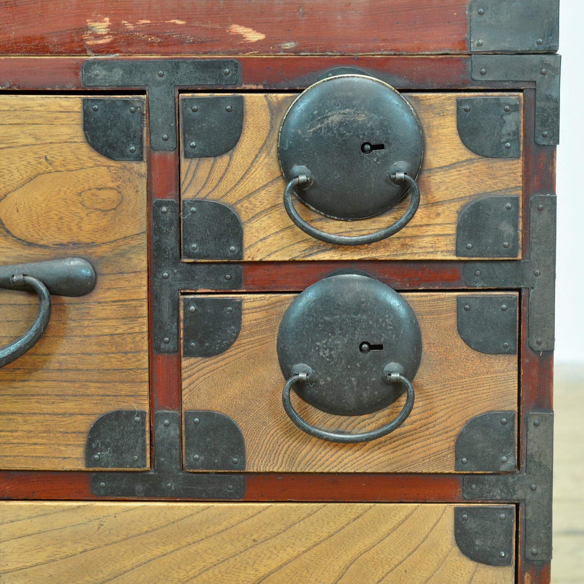 Japanese Tansu chest of drawers, circa 1870