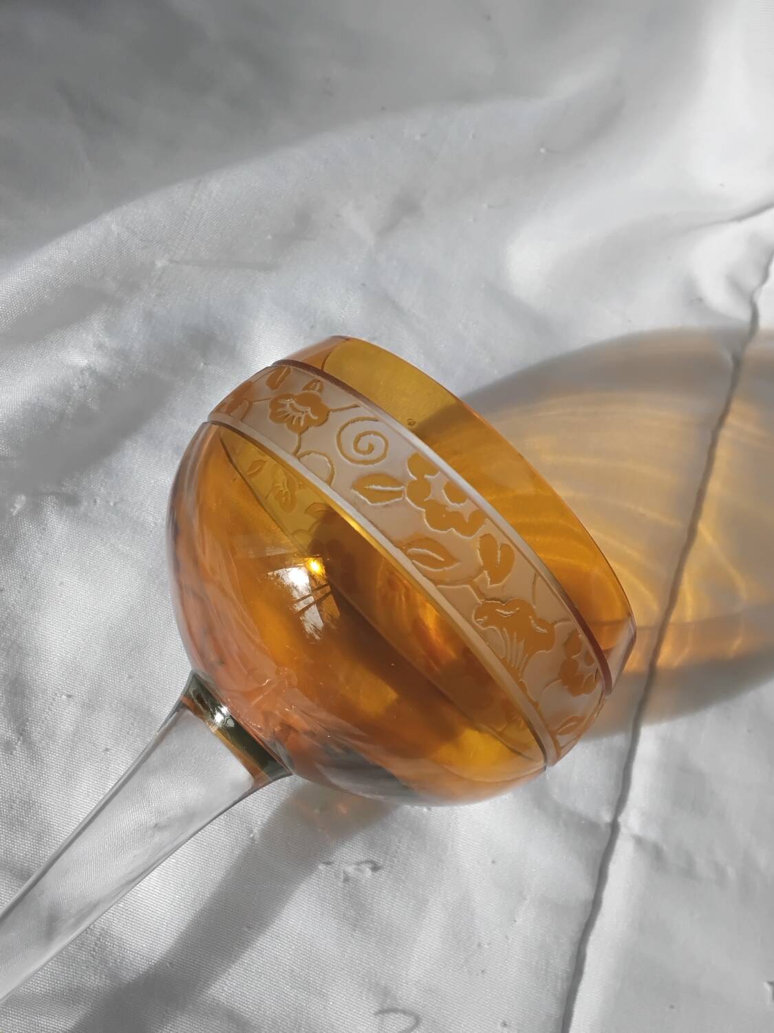 14cl Nancy Houillon crystal wine glass, amber lined, floral frieze
