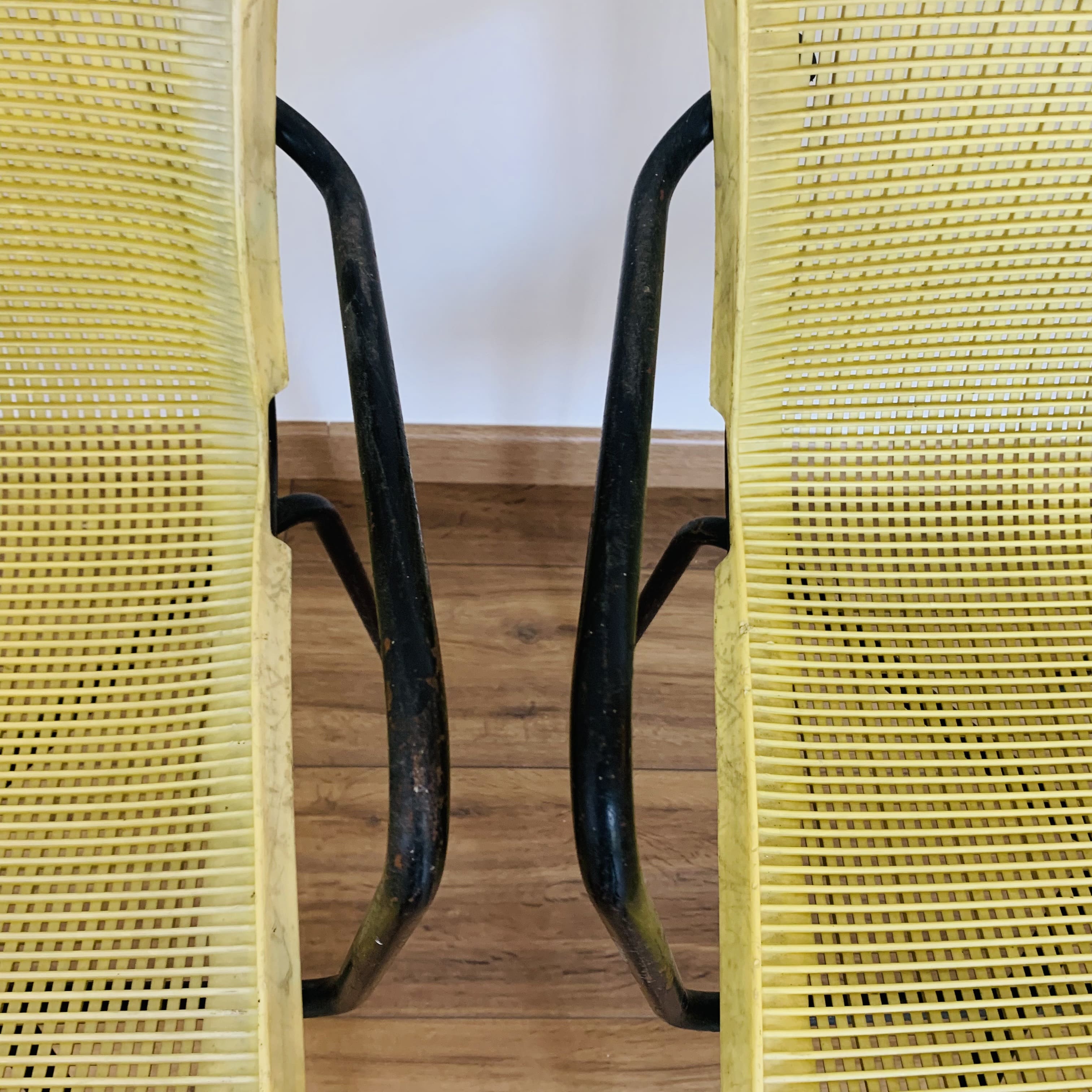 4 yellow outdoor armchairs