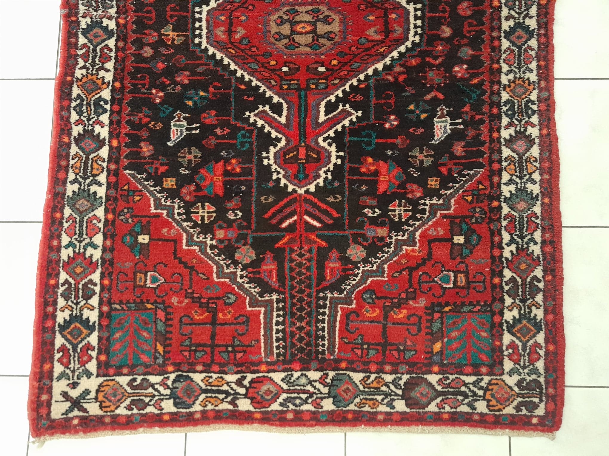 Handmade hamadan persian carpet 185x115cm