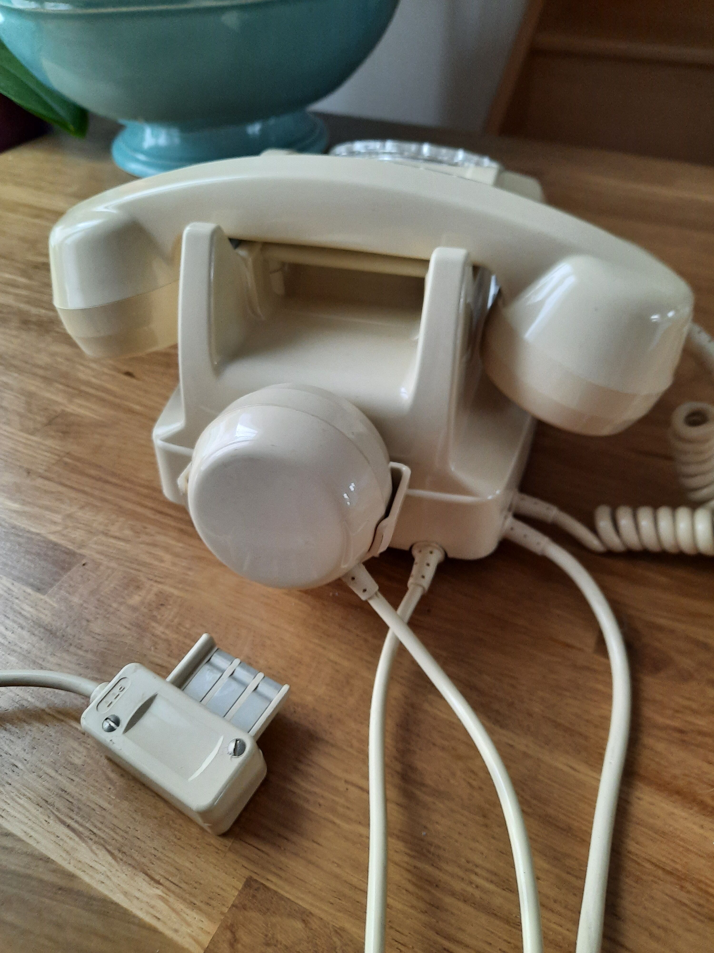 Vintage phone 1975