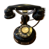 Burgunder column phone in bakelite