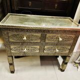 Oriental chest of drawers
