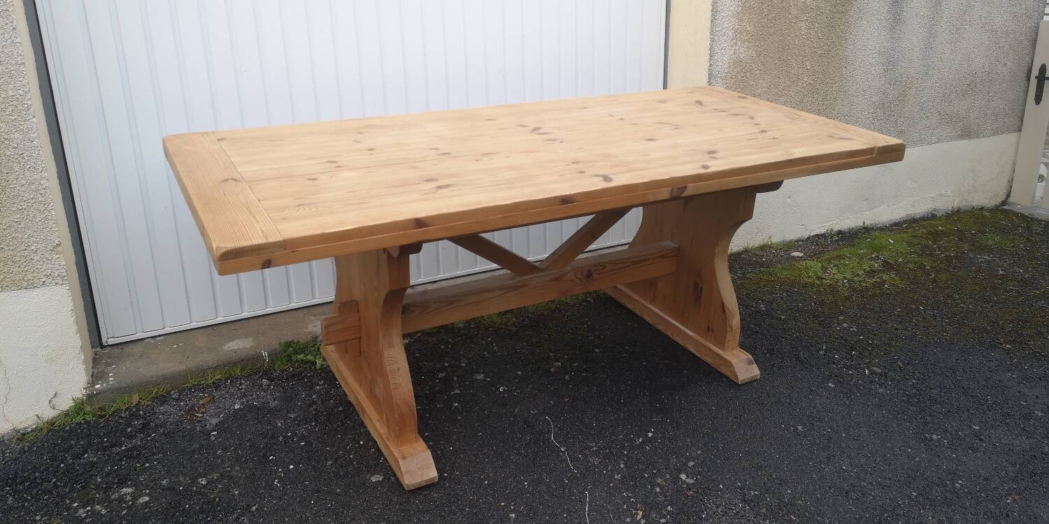 Monastery Farm Table