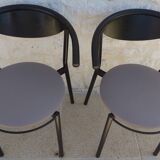 4  Chaises de style gondole structure métallique cossus et simili cuir