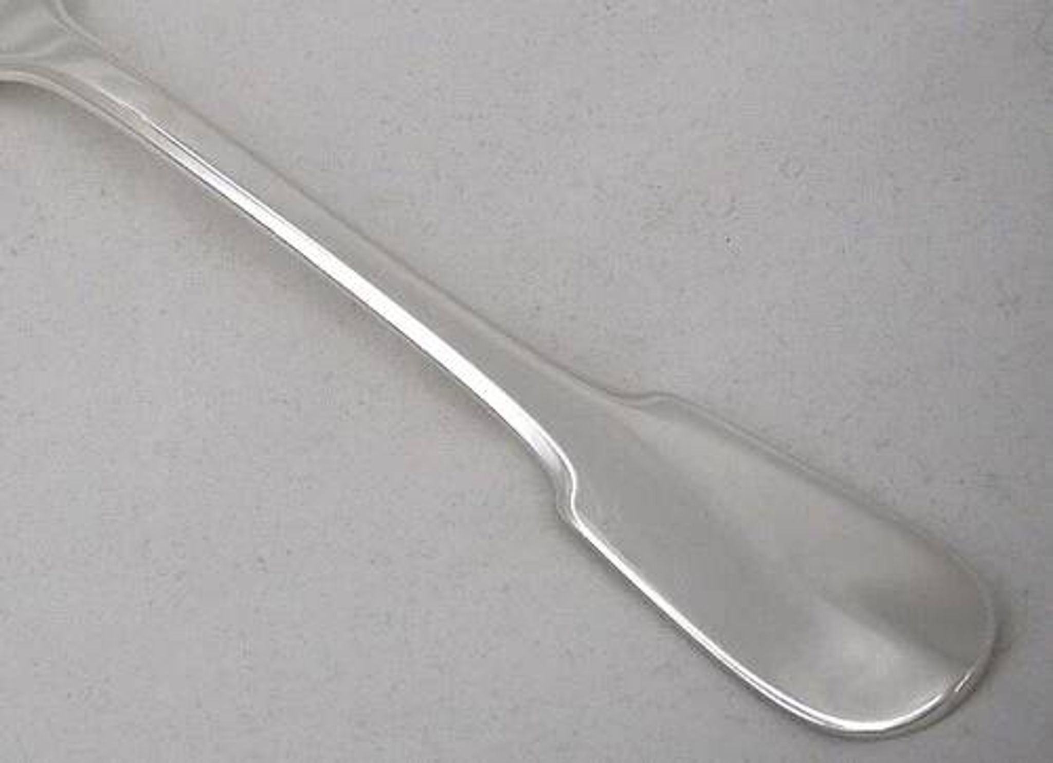 Christofle Cluny, 8 table forks, 20.5 cm, silver-plated metal, excellent condition.