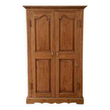 Petite armoire style provençal en chêne