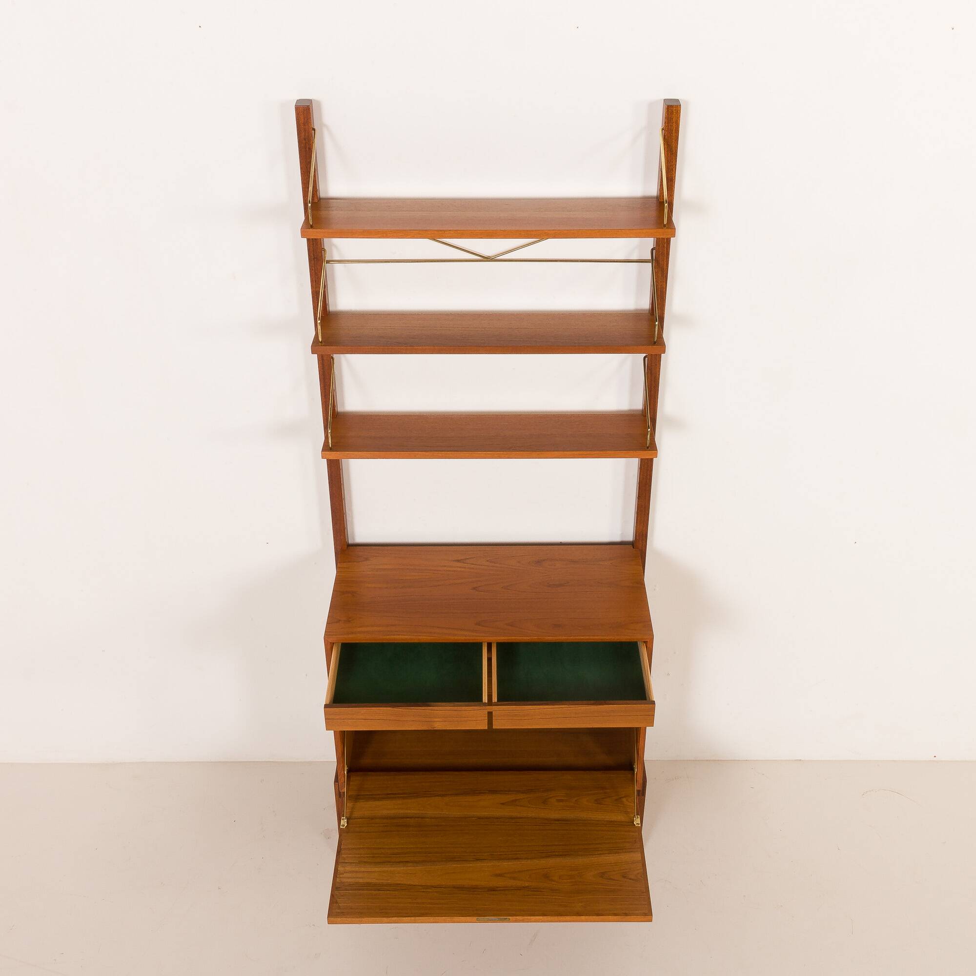 Poul Cadovius free standing wall unit for Cado, 1960s