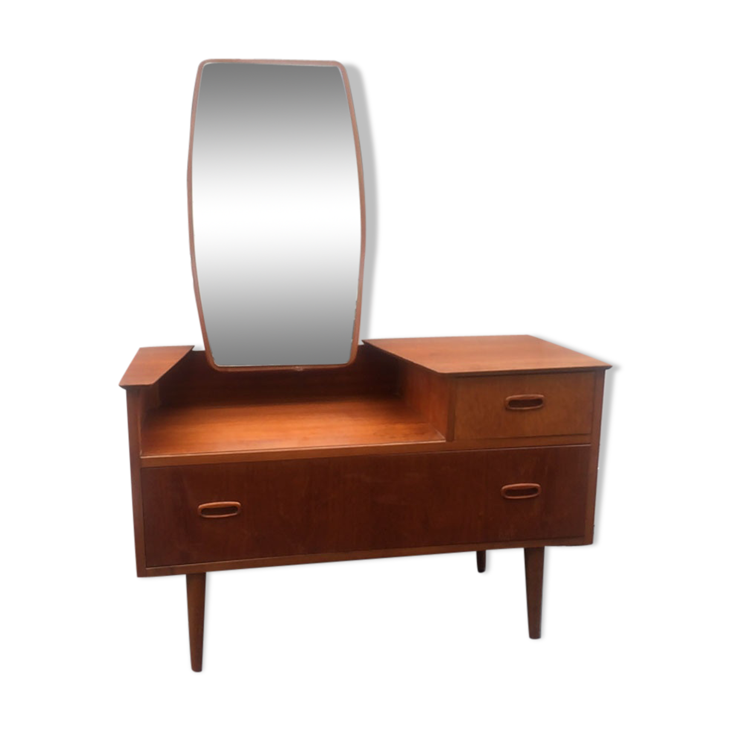 Scandinavian hairdresser in the 1960s teak veneer