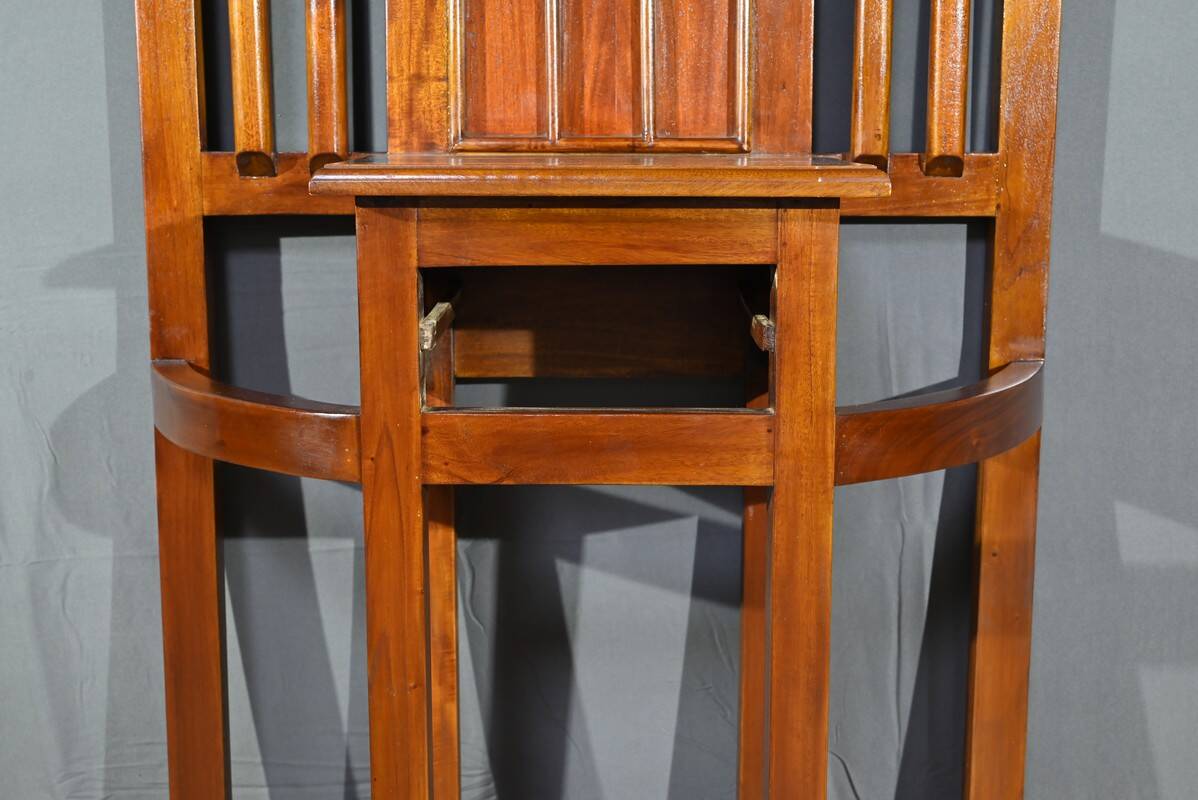 Mahogany Cloakroom, Art Deco Period – 1930