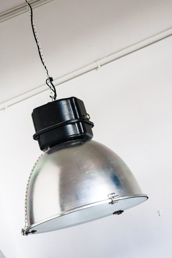Industrial aluminum pendant light. Modified for E-27 bulb.