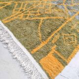 Moroccan Berber carpet Beni Ouarain gray green with yellow patterns 2.55x1.52m