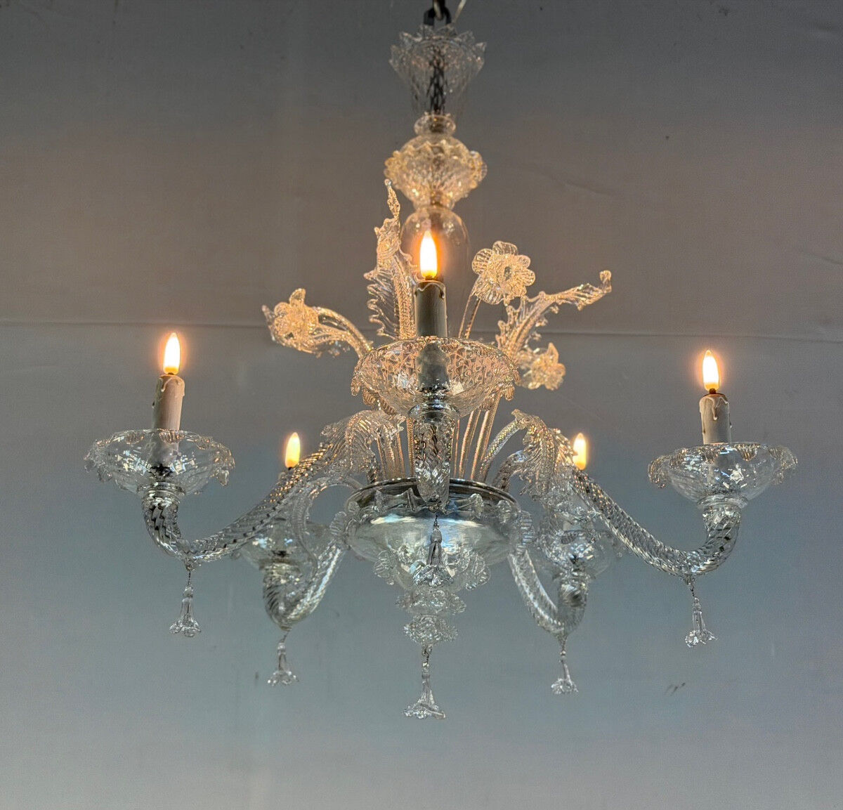 Venetian lustre in colourless Murano glass, circa 1950.