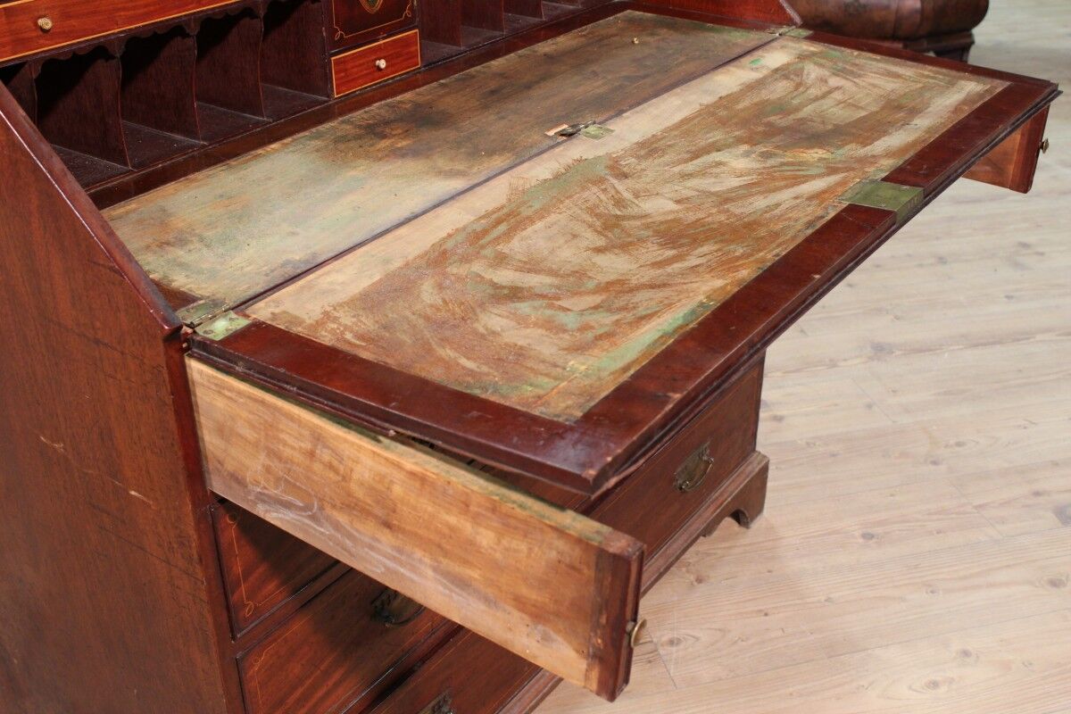 Chest of drawers mahogany, 19th century
