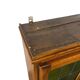 Armoire murale vintage en bois avec vitrail vert