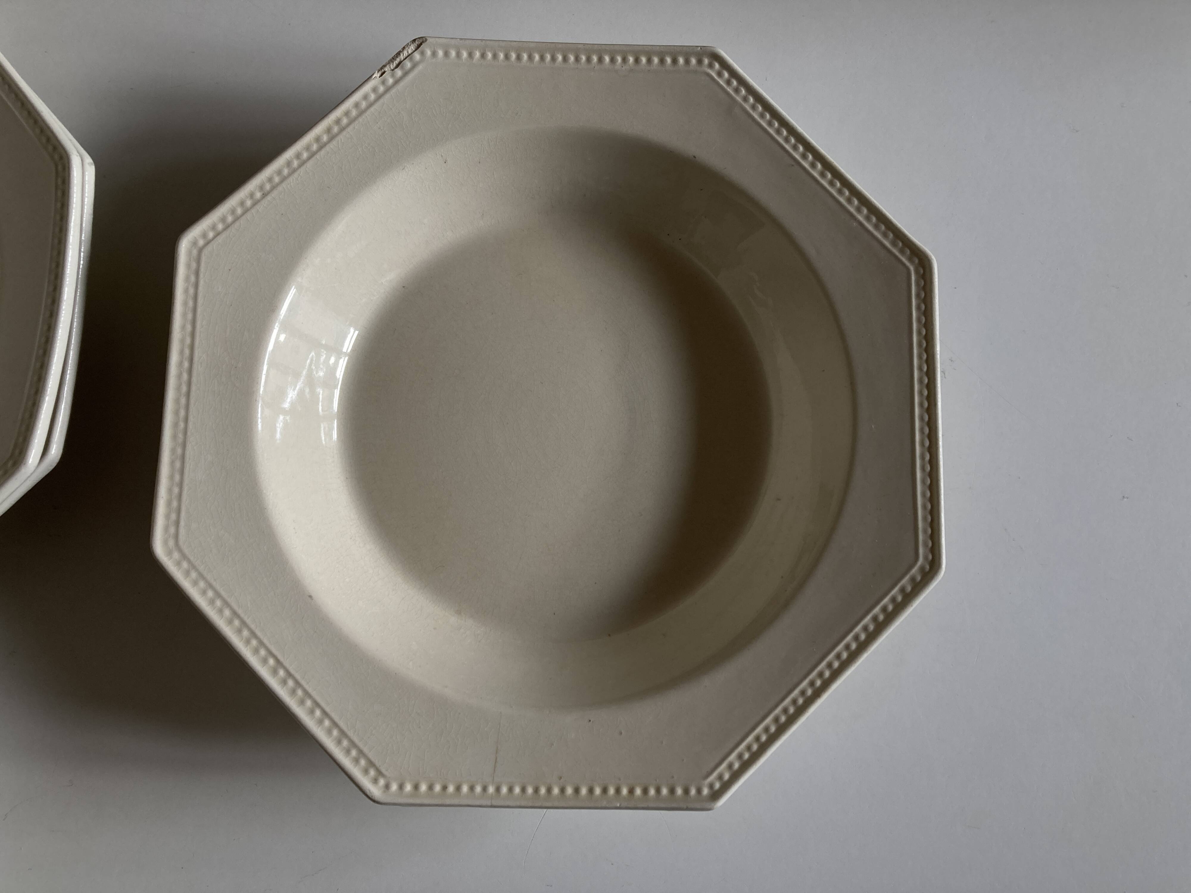 Set of 5 octagonal pearl plates from Creil Montereau.