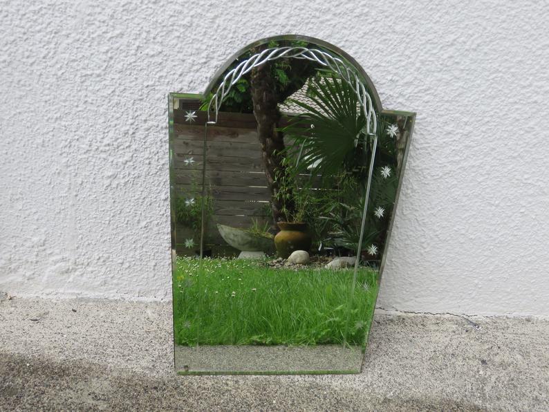 Miroir biseauté, ciselé, Art Deco années 40/50
