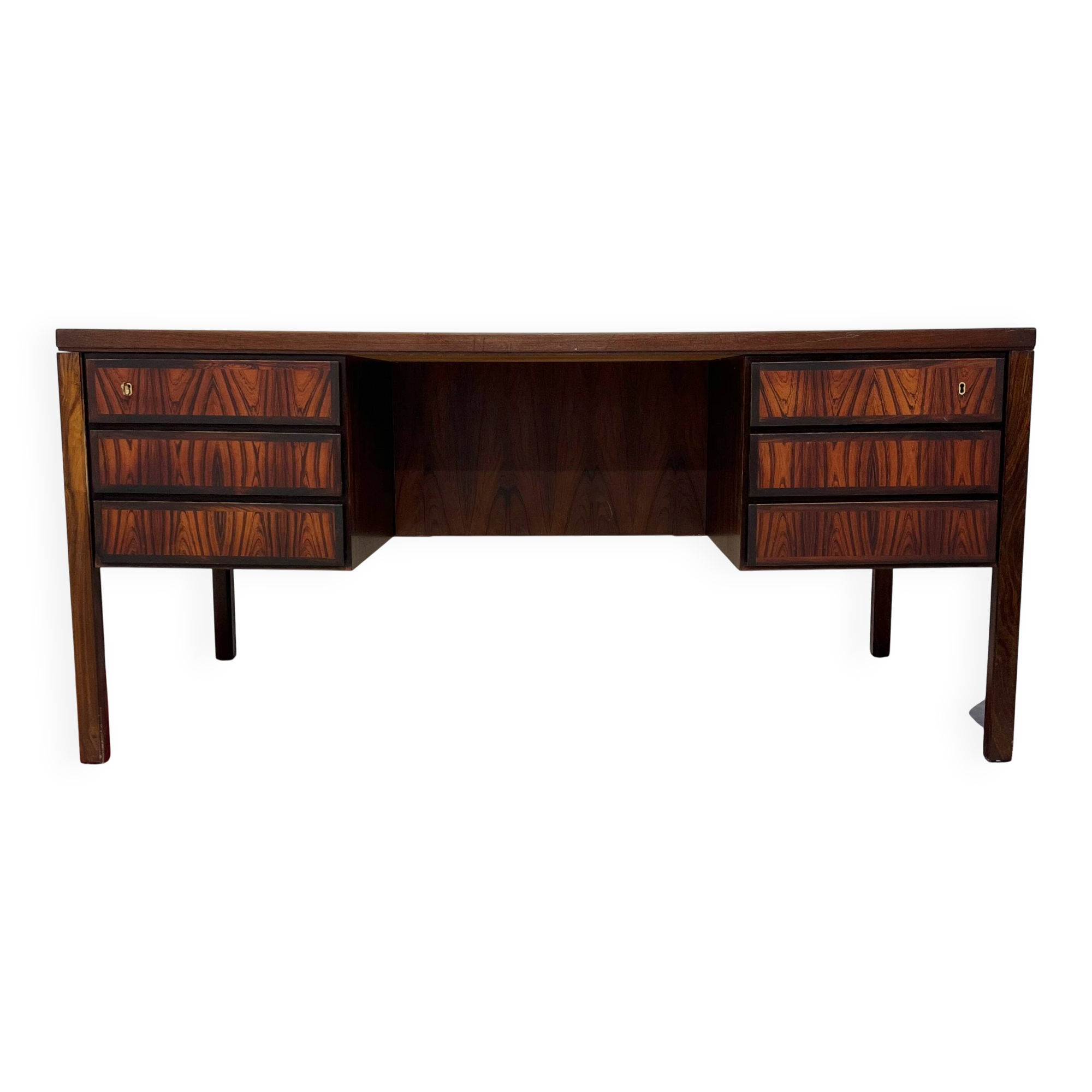Gunni Omann Model 77 Rosewood Desk, 1960s.