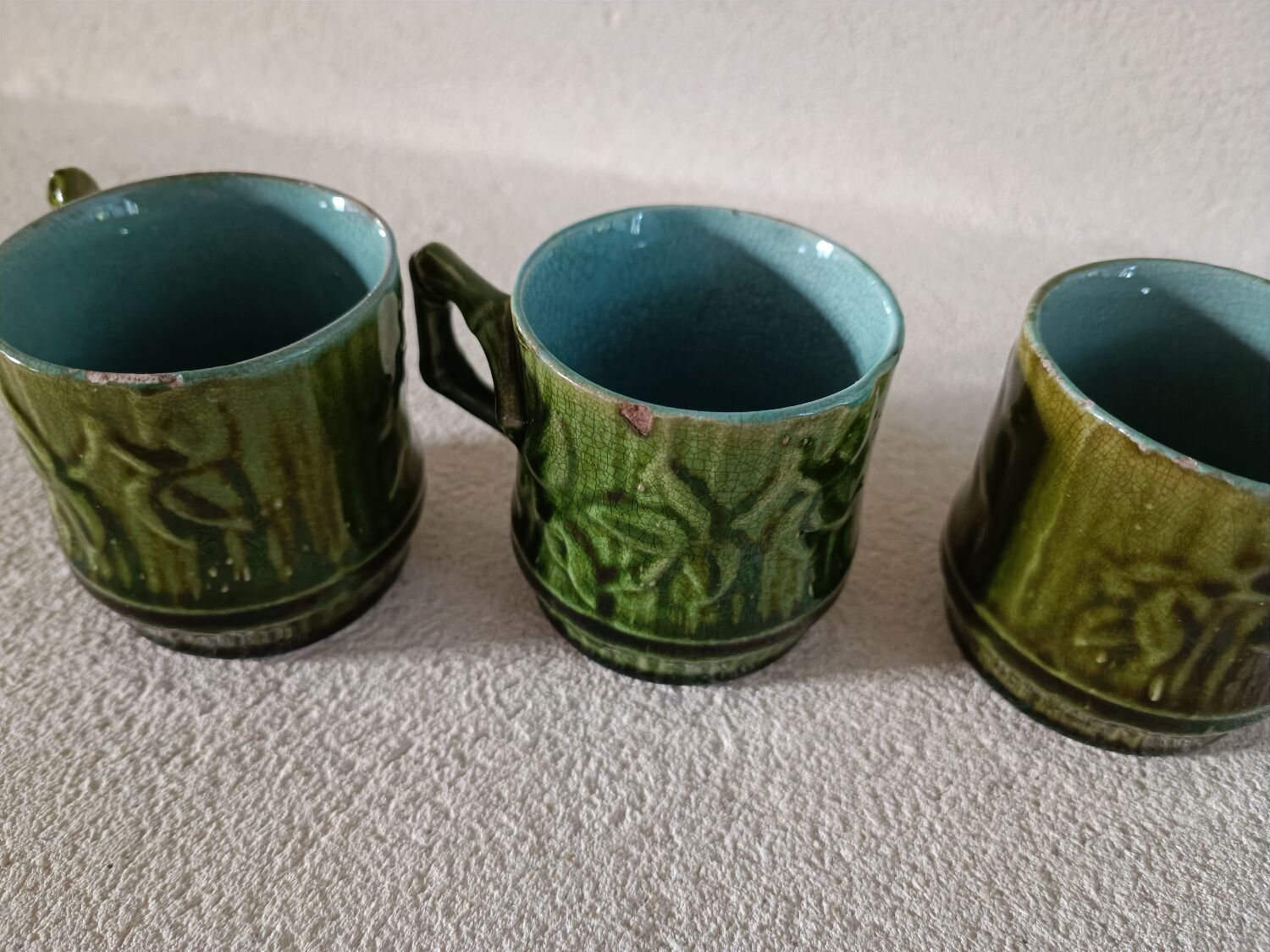 Three cups with saucers slurry decoration Bamboo