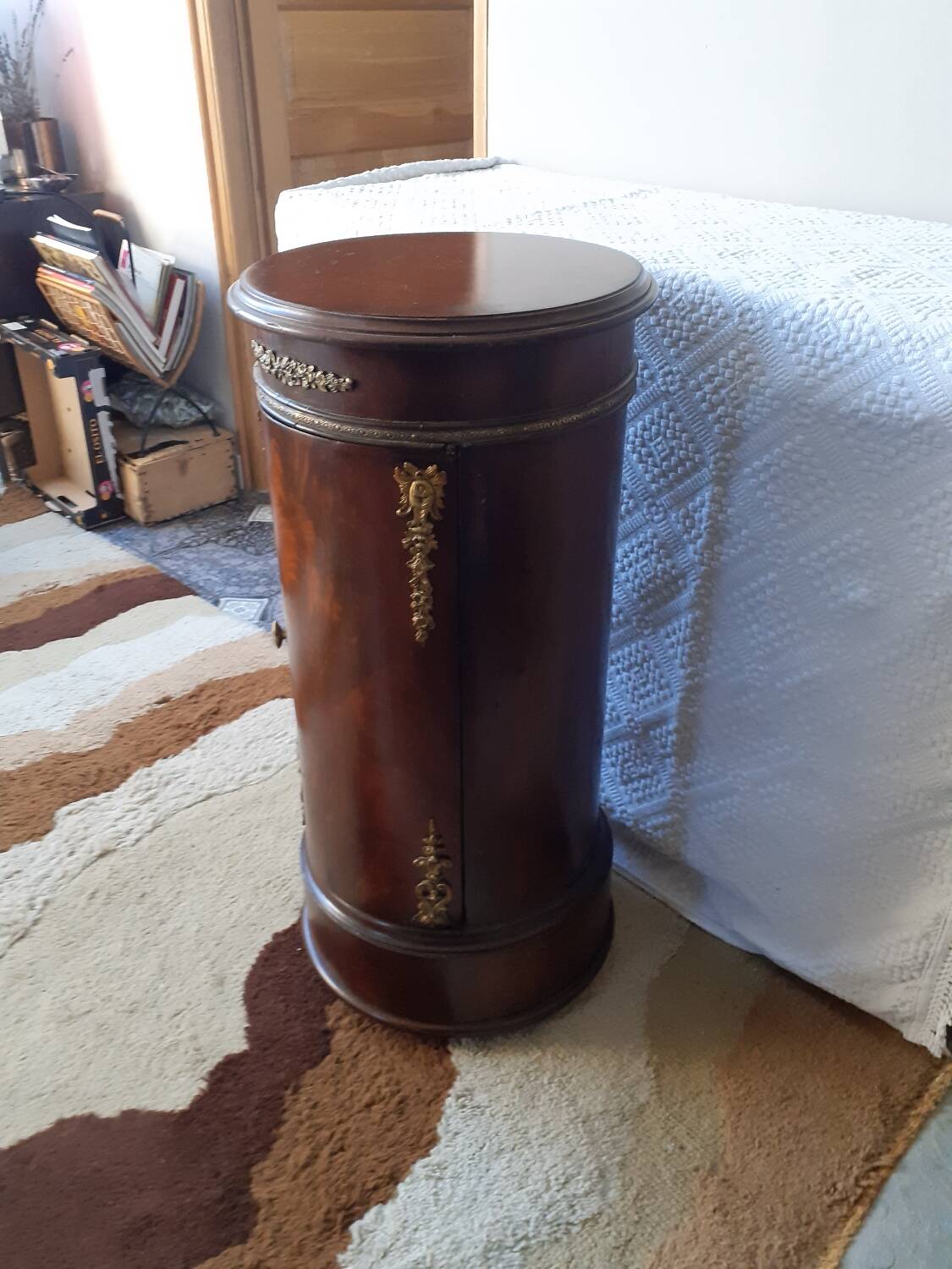 Empire mahogany bedside table called somno