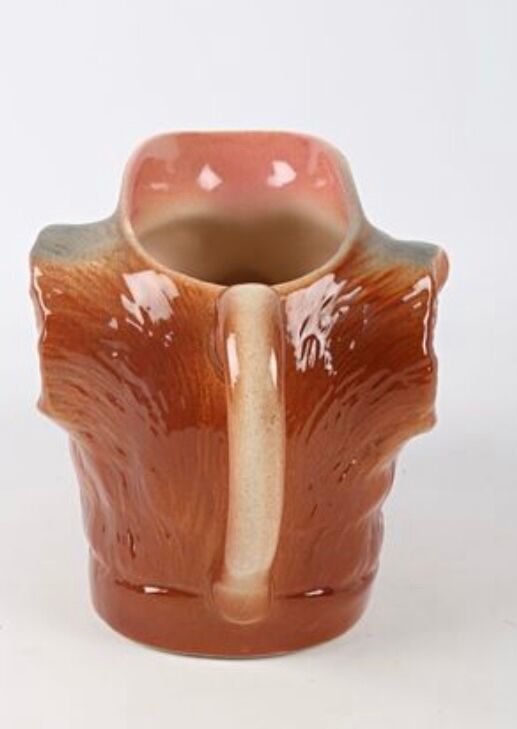 Pitcher dog Saint Clement