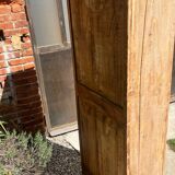 Beautiful piece of furniture with 8 drawers/2 doors in raw wood.