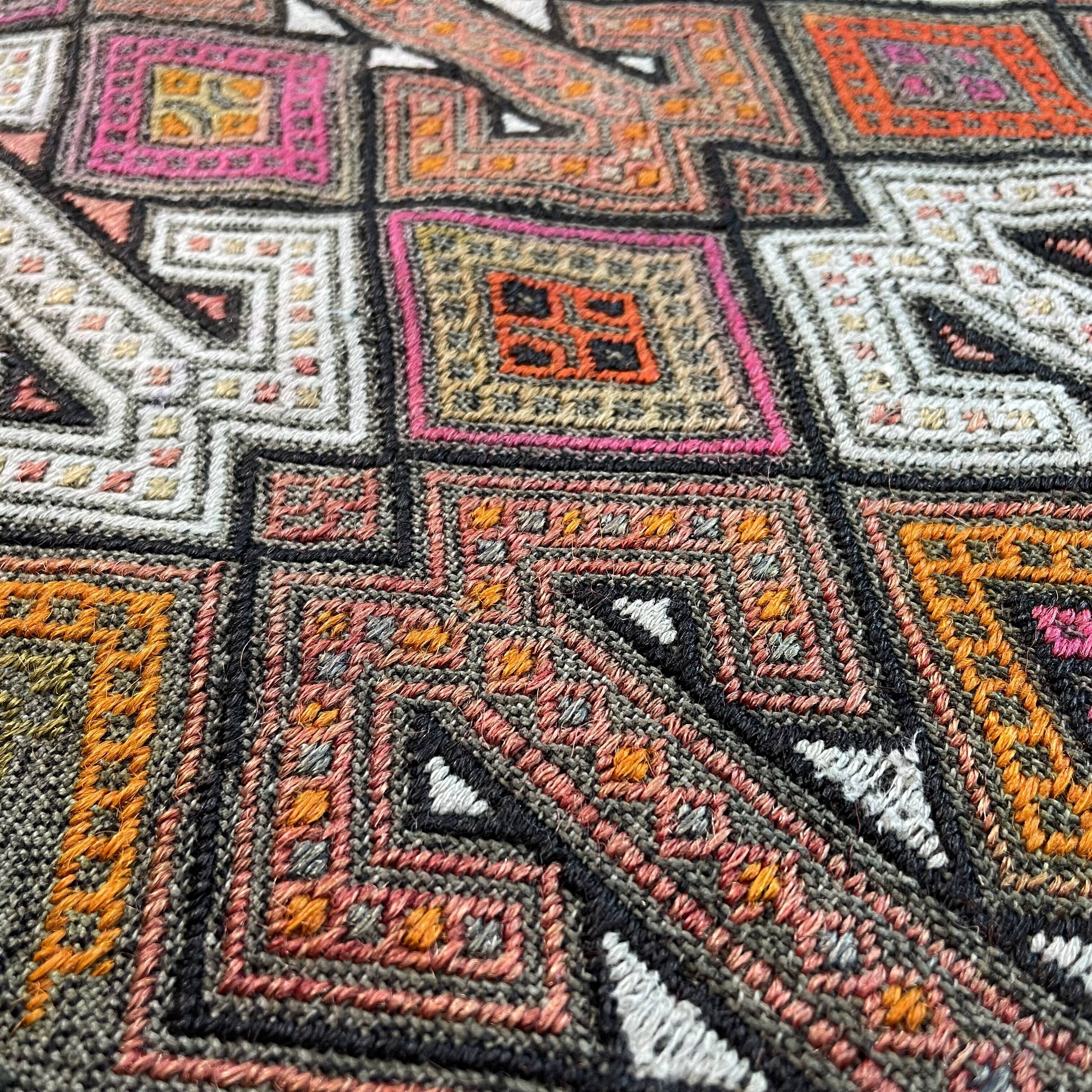 Vintage Turkish Kilim, 100 X 50 cm