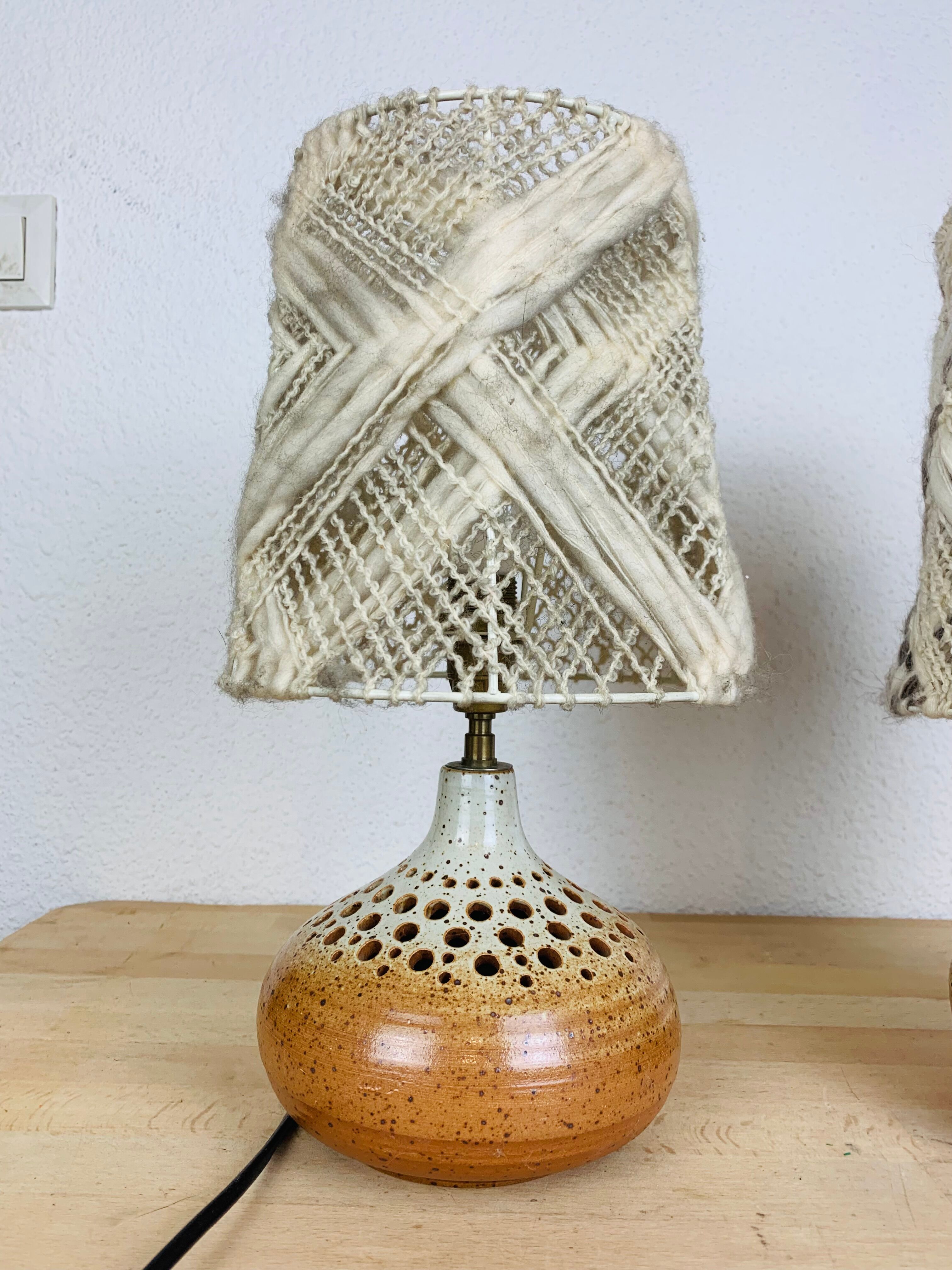 Paire de lampes grès abat jour laine atelier 7 soleils de Bernadette Ver Eecke Scherrer
