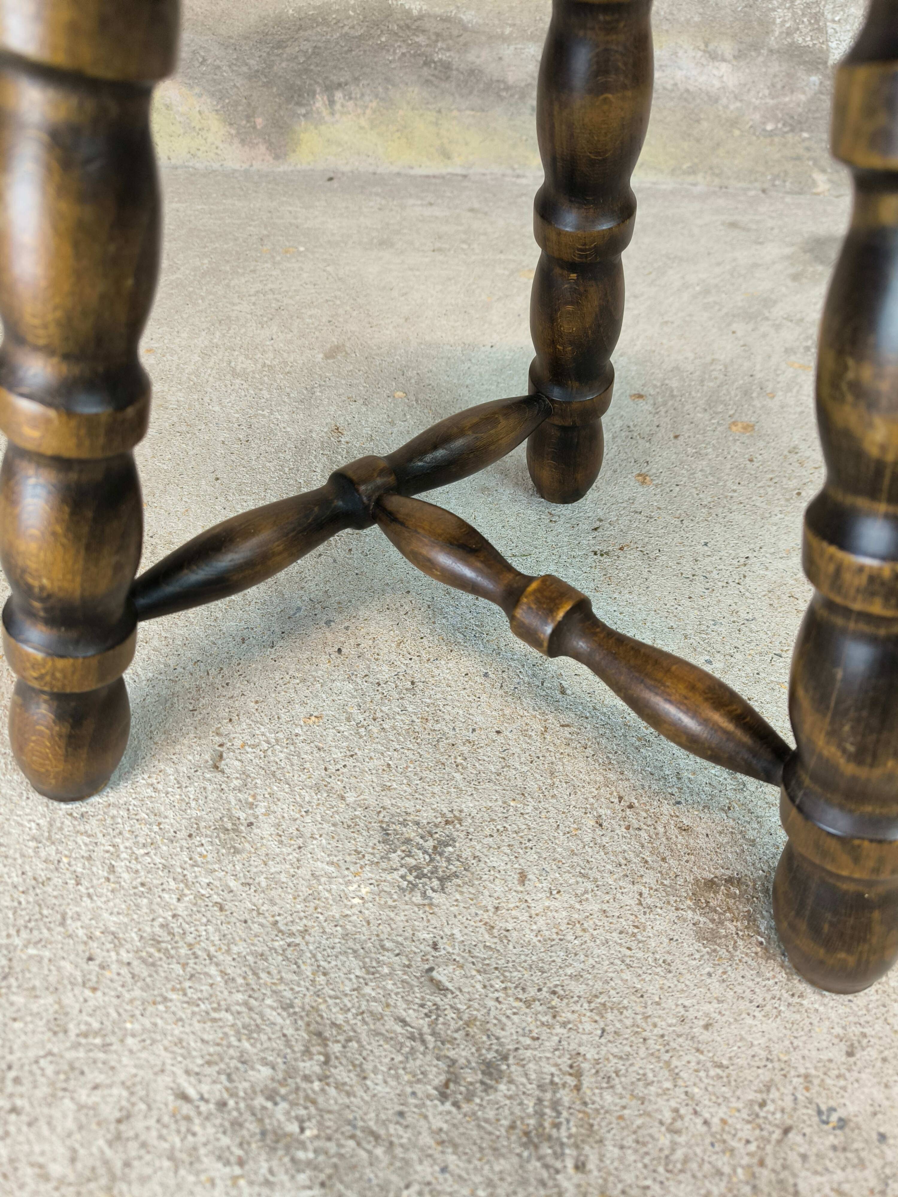 Tabouret vintage tripode bois massif