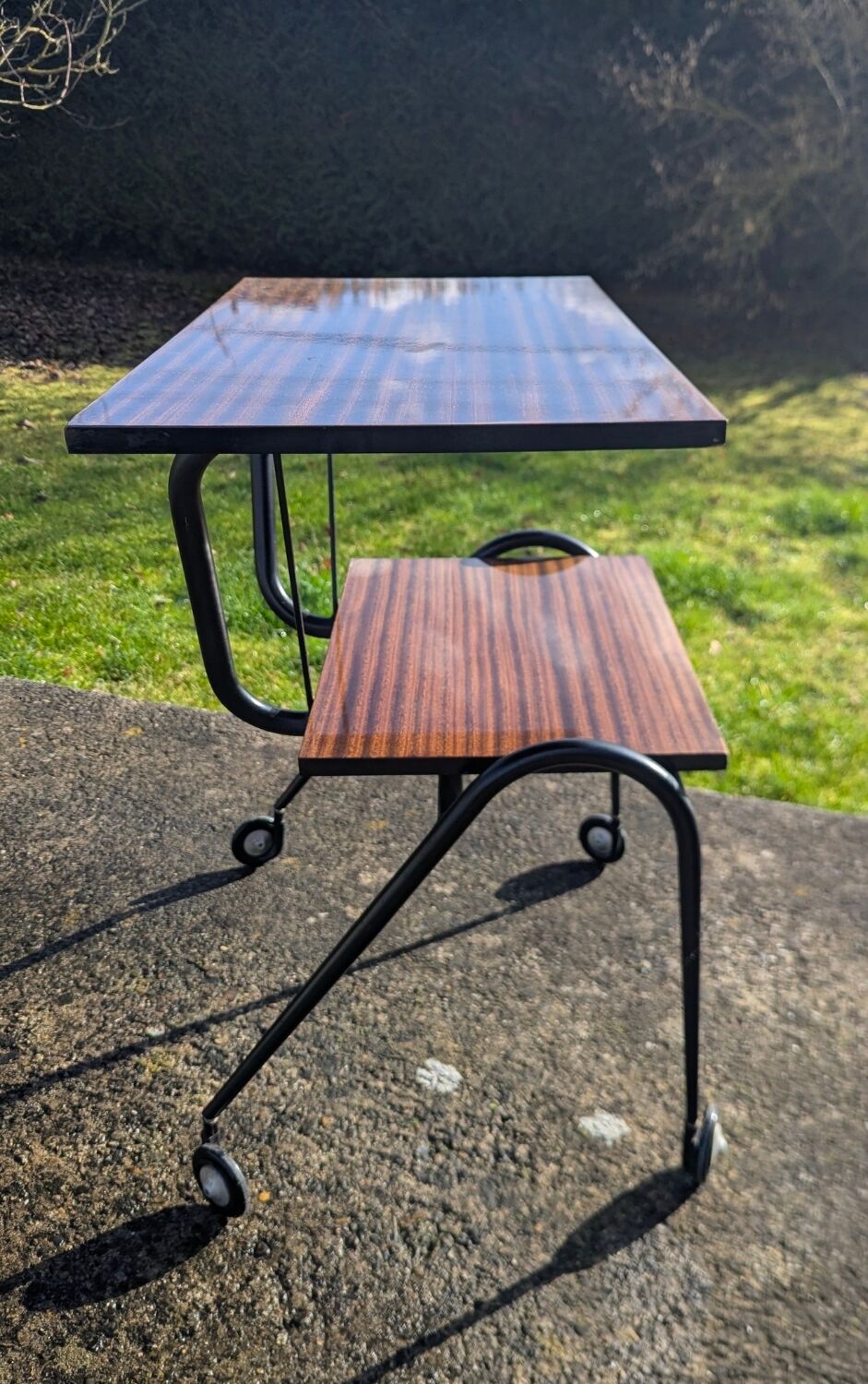 Vintage 50s 60s design rolling serving table