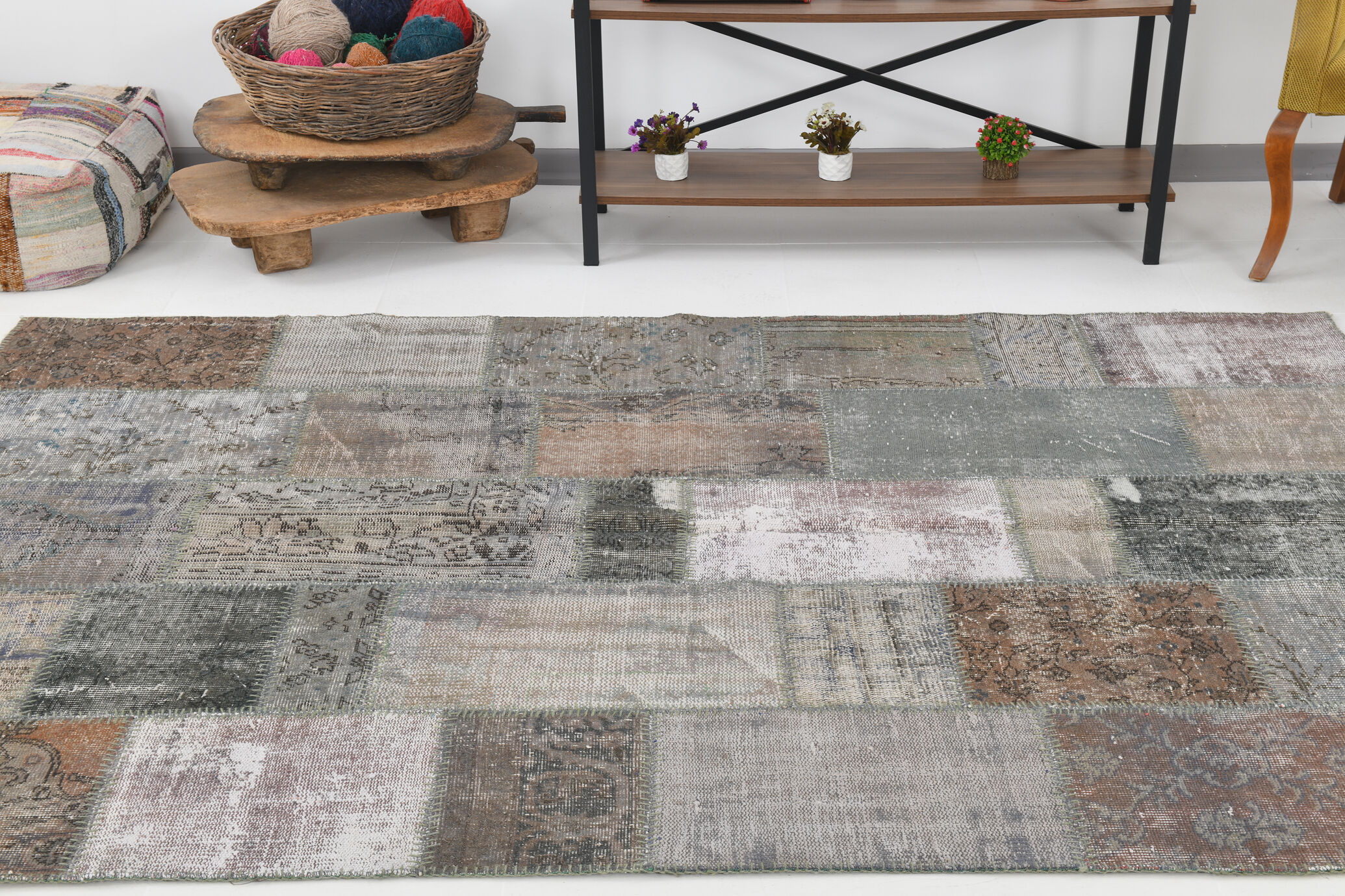 Gray & bronze patchwork tapis rug, 247x172cm