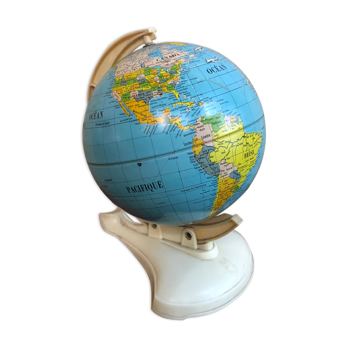 Old world map ms globe metal + bakelite base white vintage cream