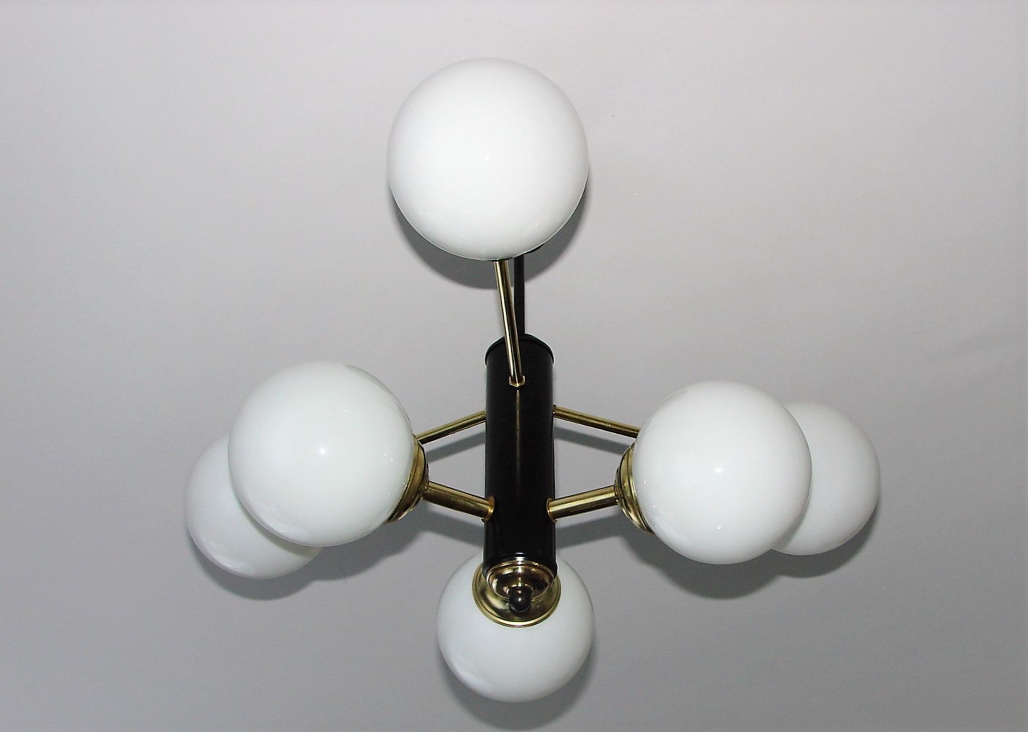 Modernist chandelier, 1970s