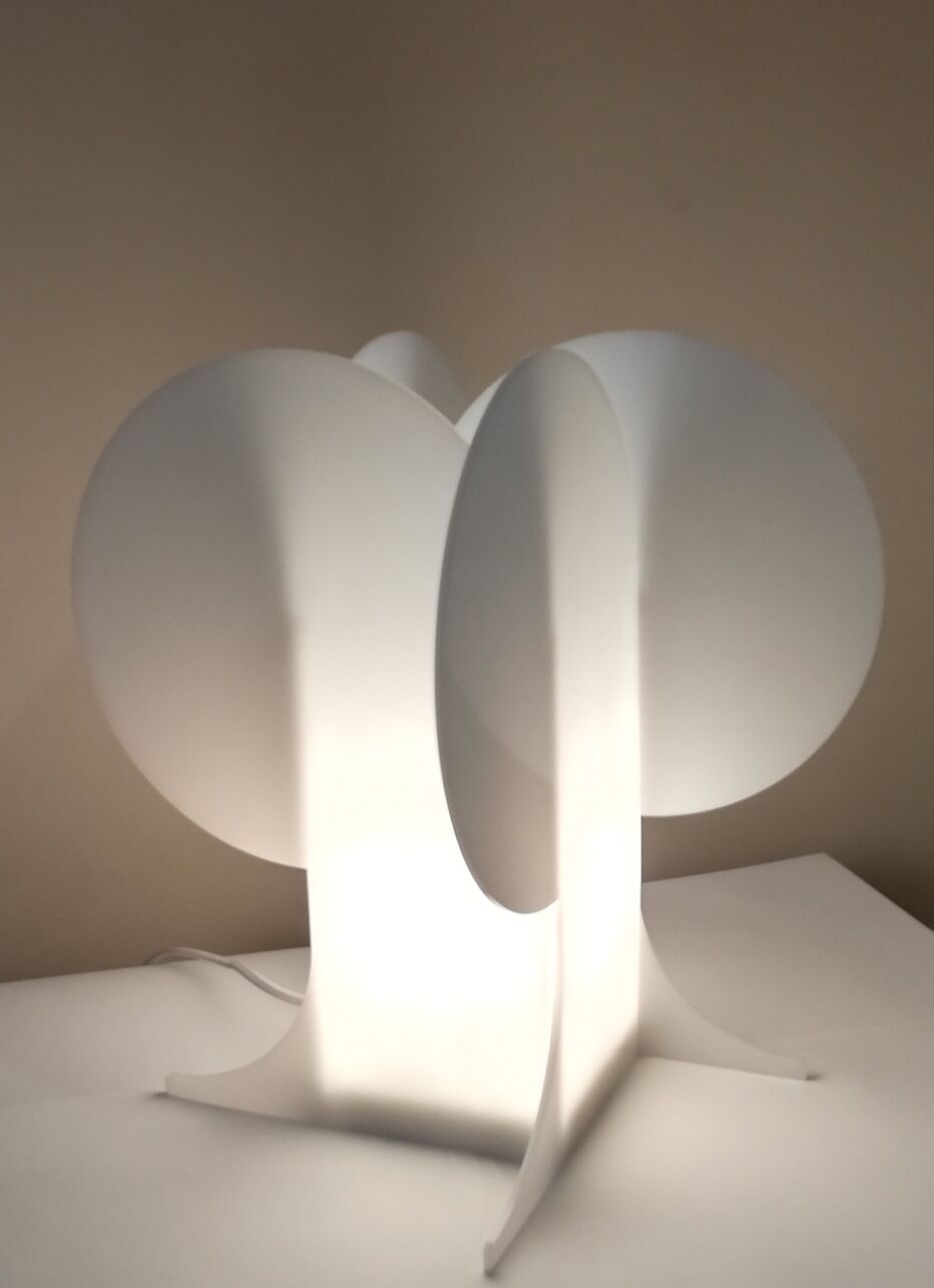 Philips Petalo lamp