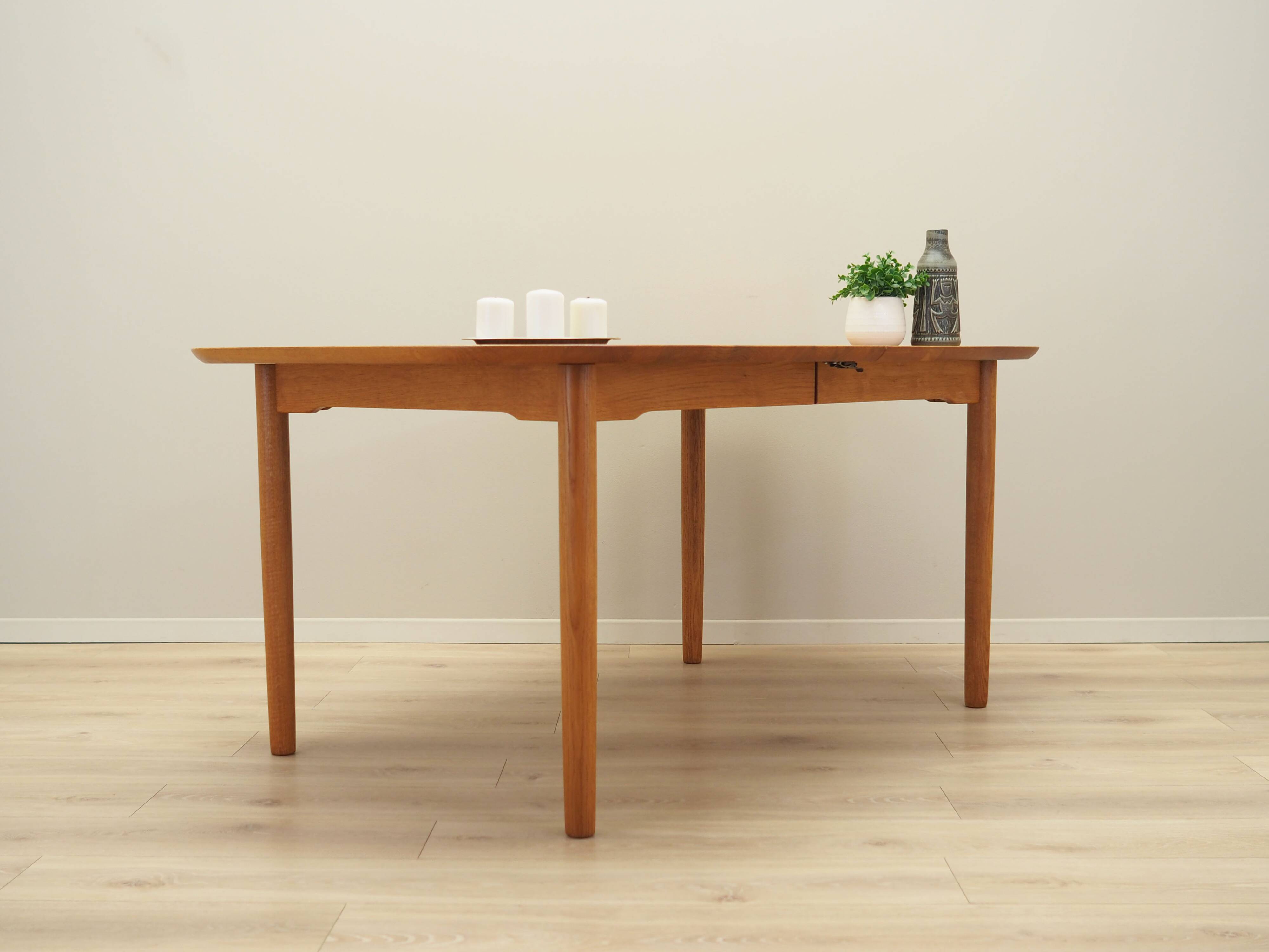 Ash table, Danish design, 1960s, designer: Gunnar Falsig, manufacturer: Hol