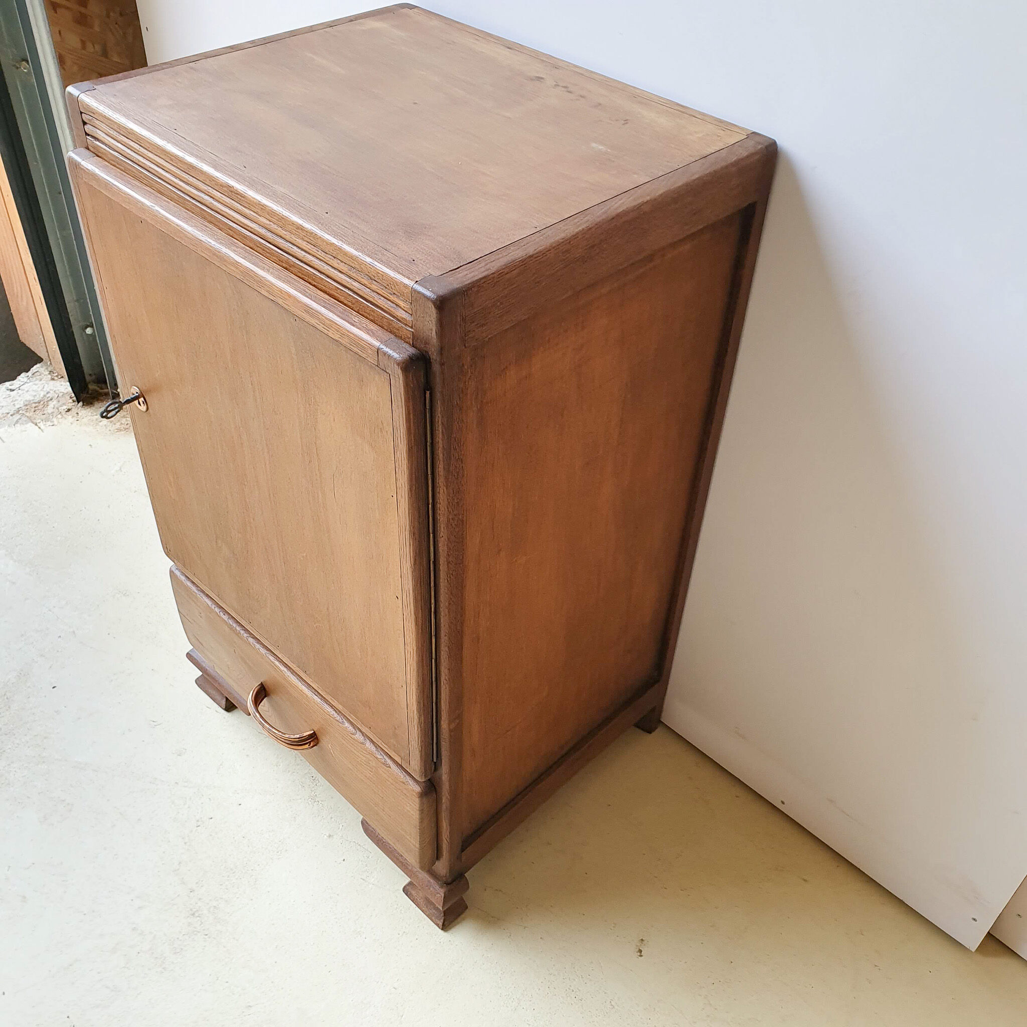 Small art deco jam buffet