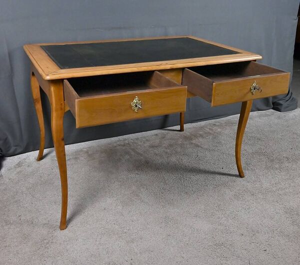 Petit bureau en pommier et merisier, époque Louis XV – XVIIIe