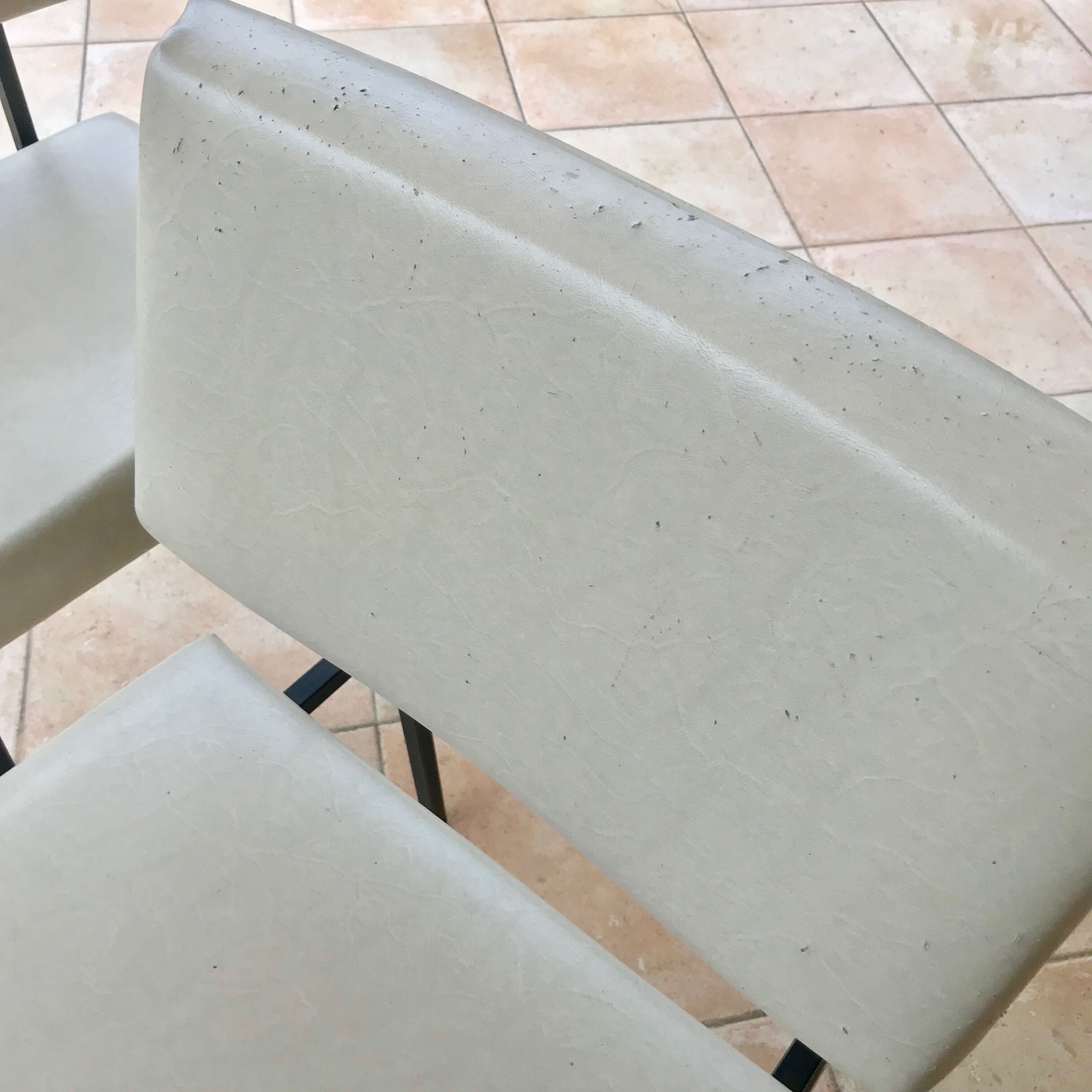 Suite de 6 chaises Gérard Guermonprez 1950