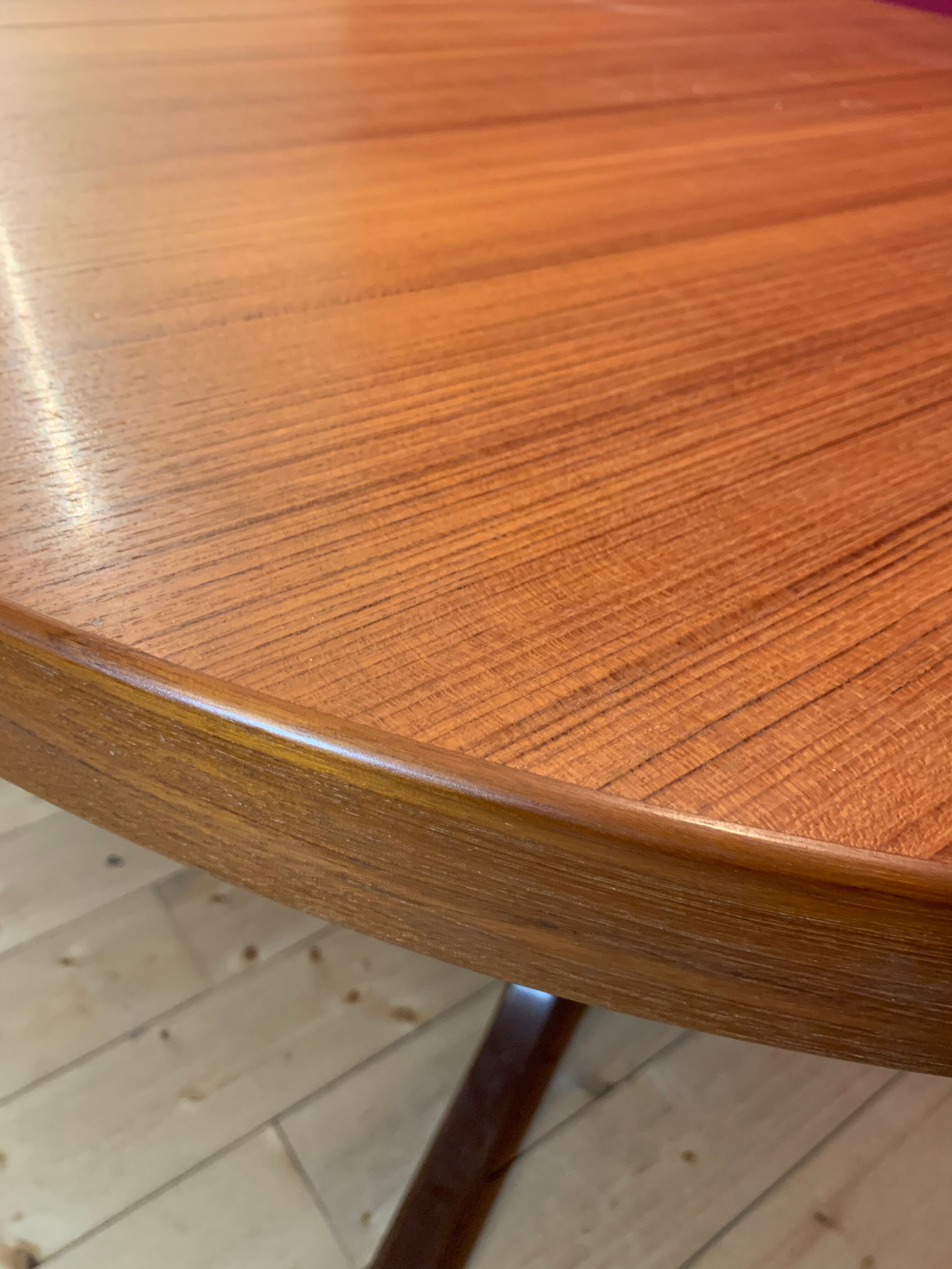 Rosewood dining table has 2 lengths Baumann Scandinavian style M-belfabrik