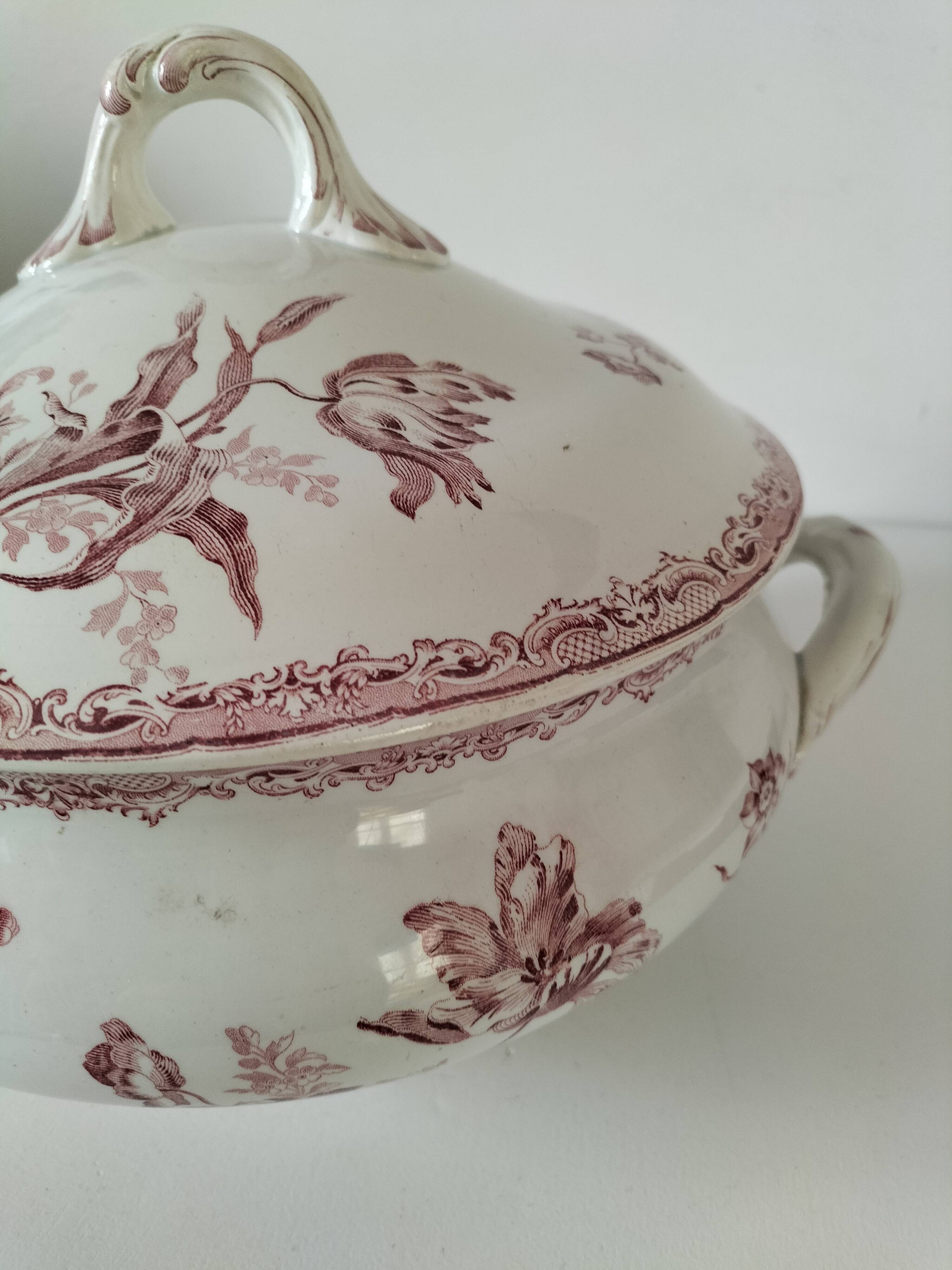 Ironstone soup tureen Sarreguemines Fontanges model (circa 1880–1900),
