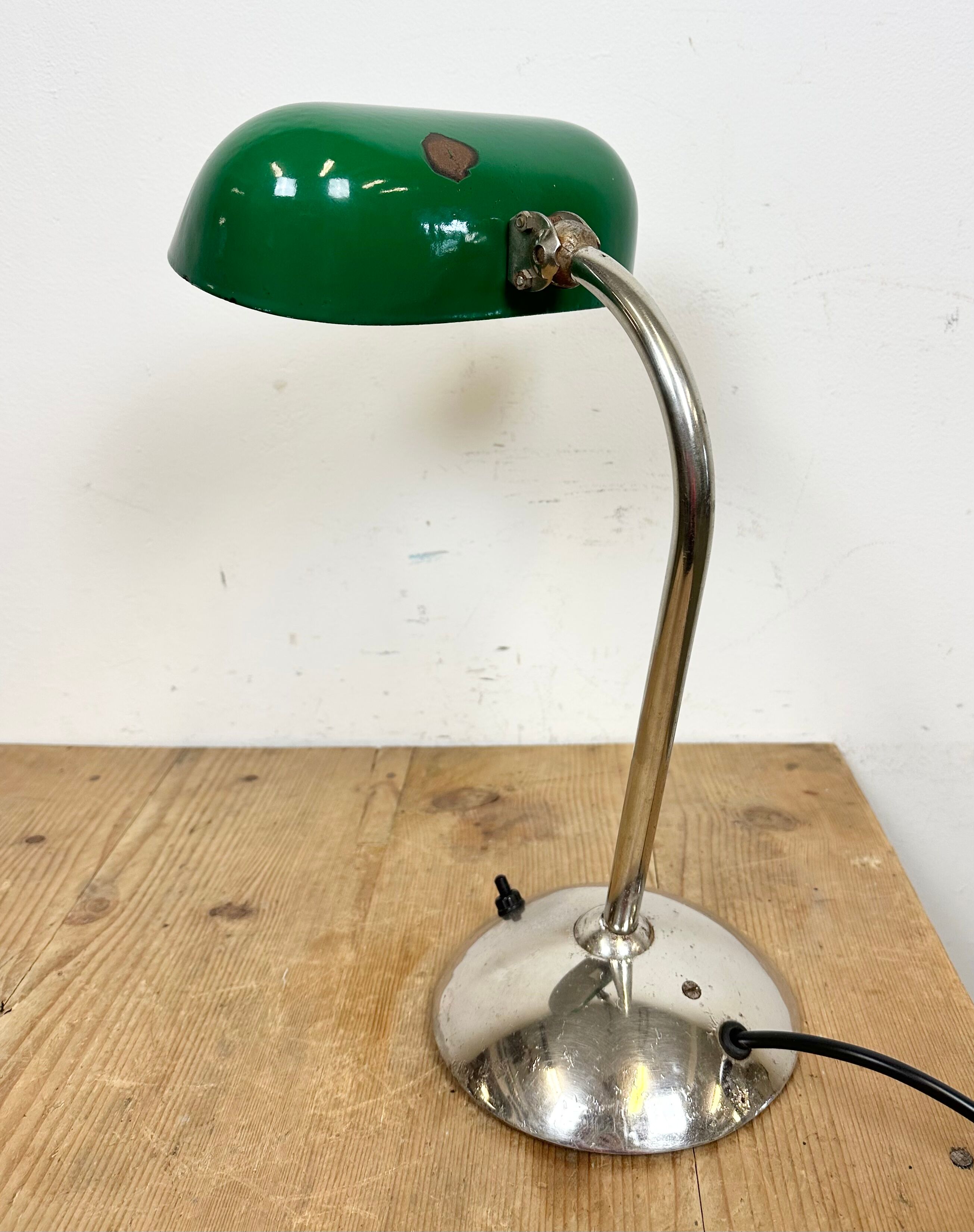 Vintage Green Enamel Bank Lamp, 1950s