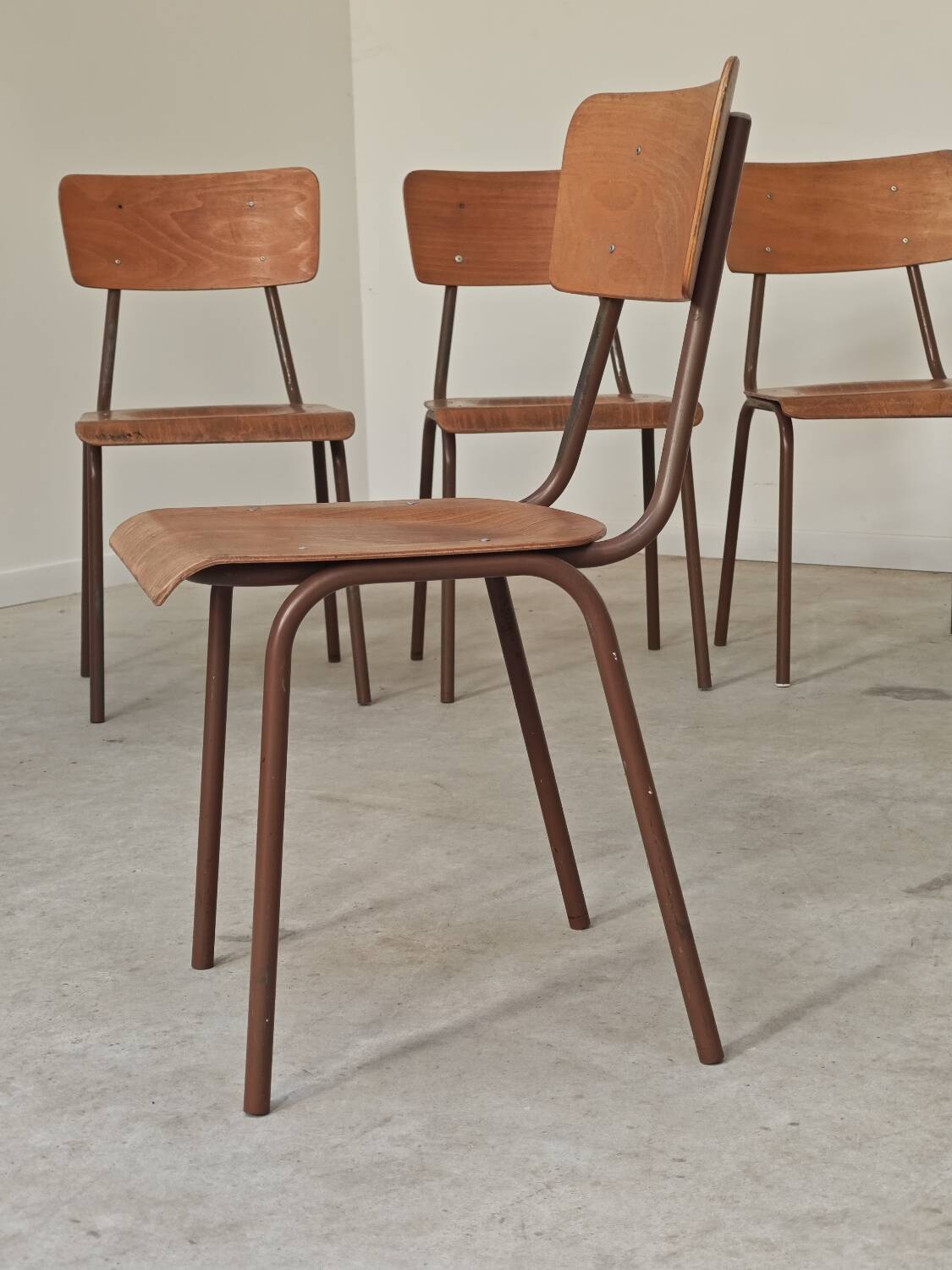 Set of 6 Czech school chairs in metal and wood, Kovona bistro style.