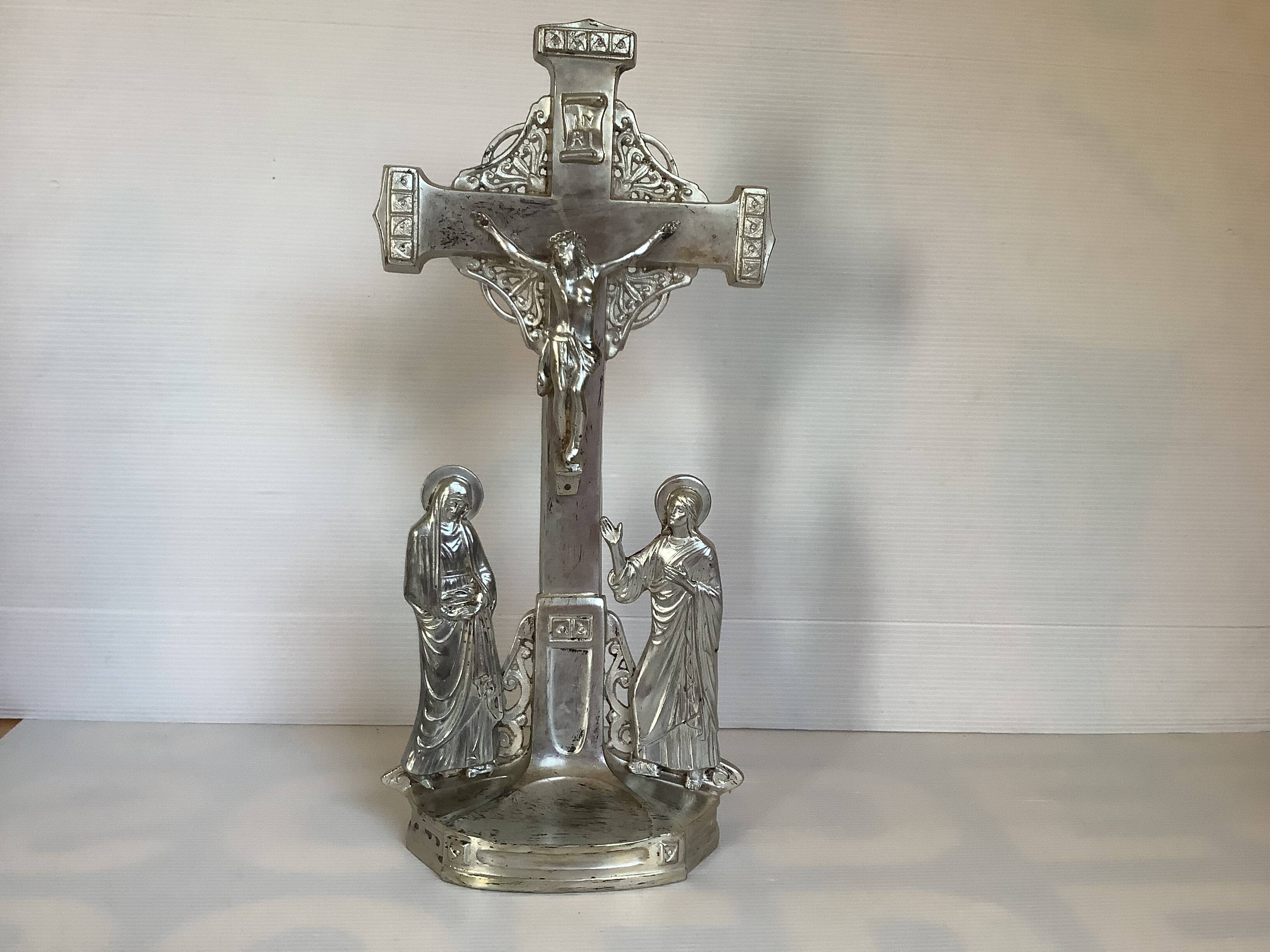 Crucifix metal crucifixion