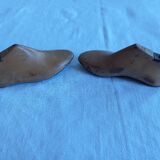 Pair of 2 children's shoe trees, handmade work, light wood, size 22