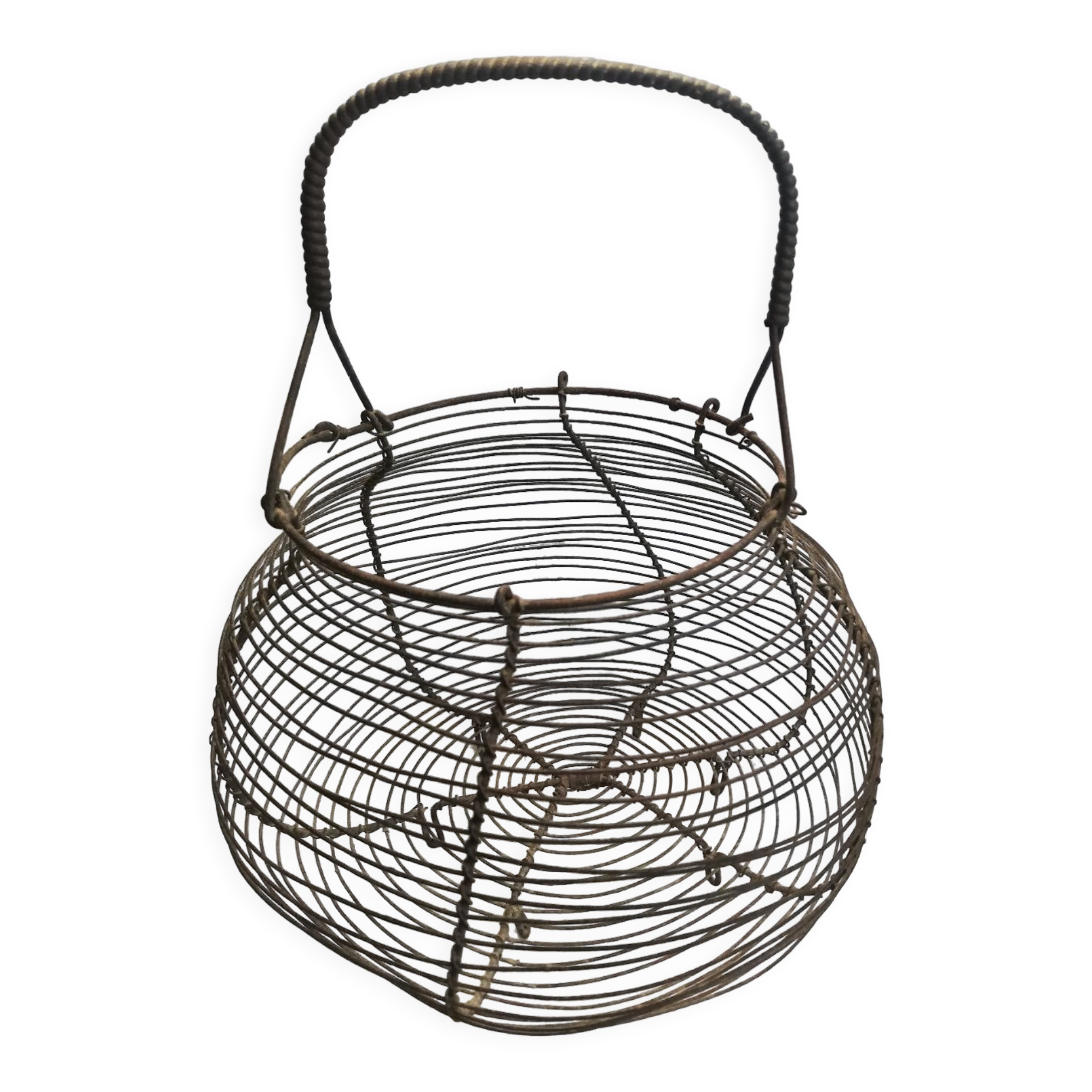 Vintage artisanal egg or salad basket