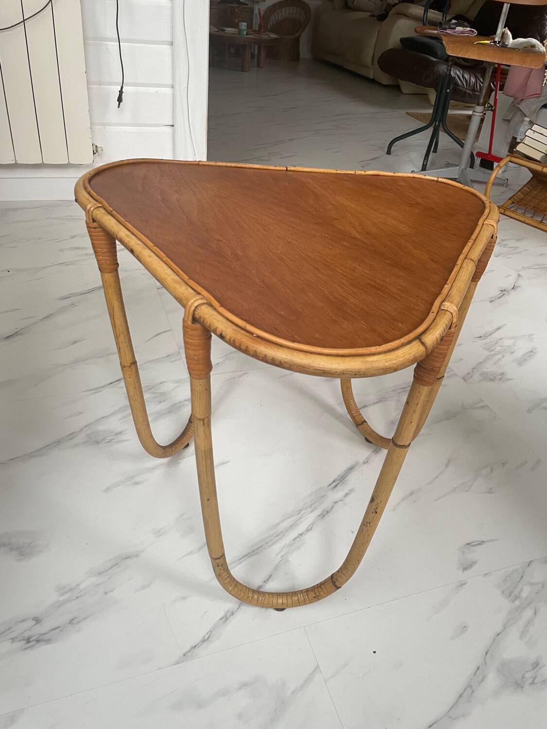 Small banbou tripod table from the 70s