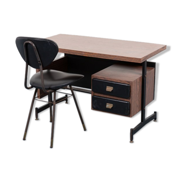 Italian desk with mid-century chair from the 1960s — Beyit
