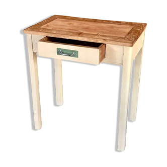 Small desk table