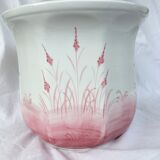 Earthenware pot cover with reed patterns